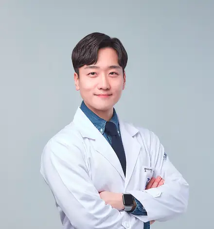 닥터스핏 대표 서재덕 — 내과 전문의